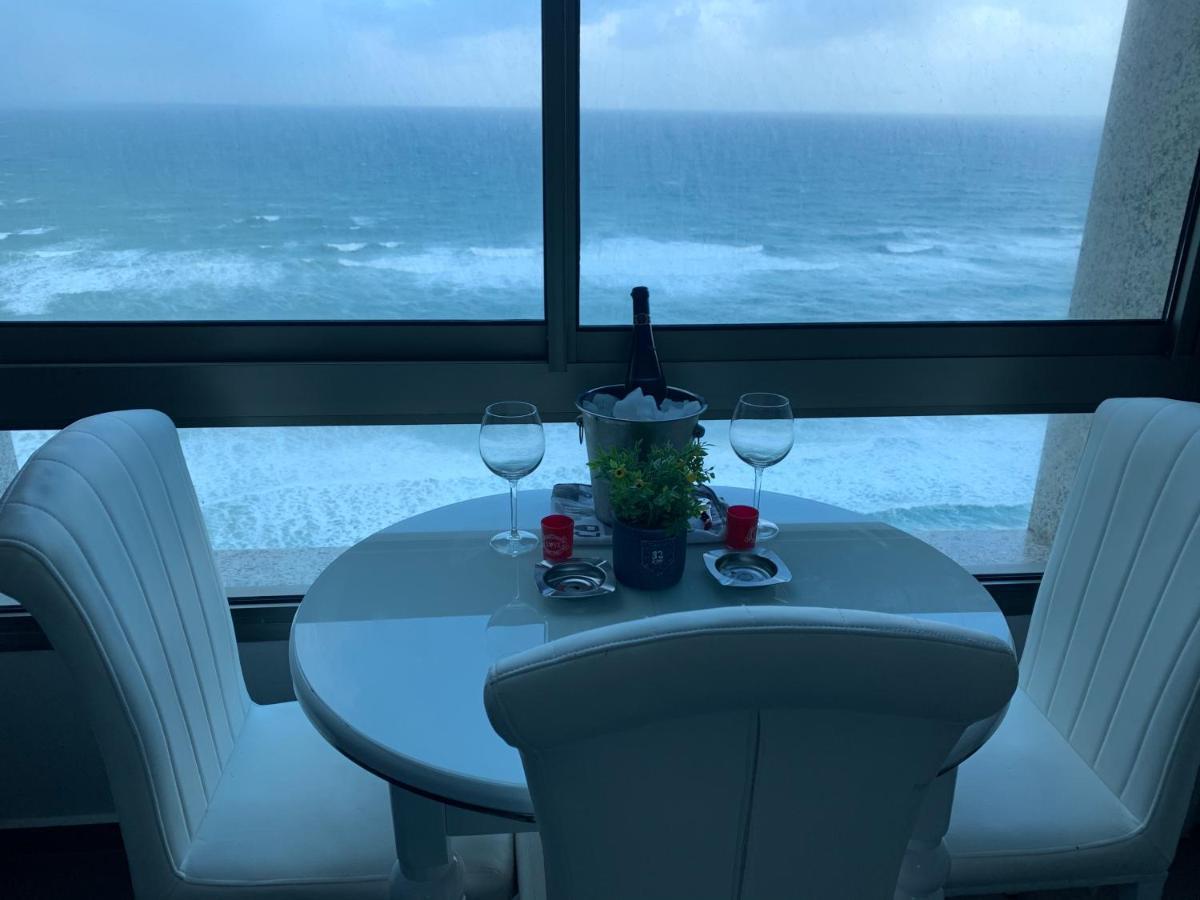 Blue In The Sea Apartment Netanya Exterior photo